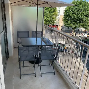 Appartement Superbe 2 Pièces à 50 M De La Promenade Des, Nice